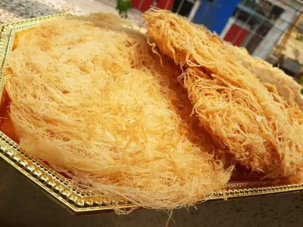 11 ঘিয়ে ভাজা শাহী লাচ্ছা সেমাই