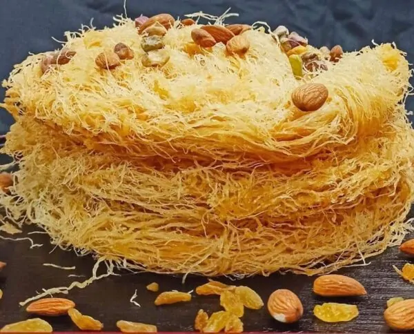 3 ঘিয়ে ভাজা শাহী লাচ্ছা সেমাই